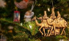 Photo of ornament of Three Wise Men by Robert Thiemann on Unsplash